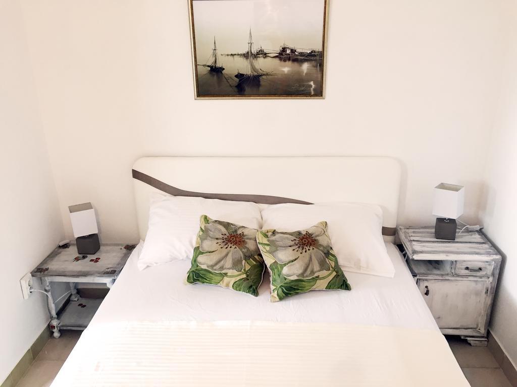 Apartments Sijerkovic แฮร์เซ็ก-โนวี ภายนอก รูปภาพ