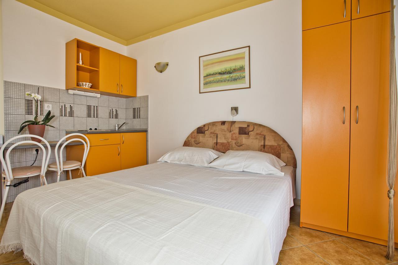 Apartments Sijerkovic แฮร์เซ็ก-โนวี ภายนอก รูปภาพ